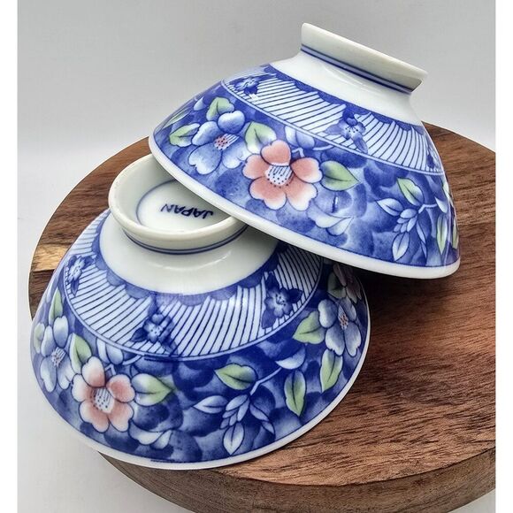 Vintage Lot Set of 2 Japanese  Blue / Pink Floral Footed Rice Bowls EUC Japan - Picture 1 of 8